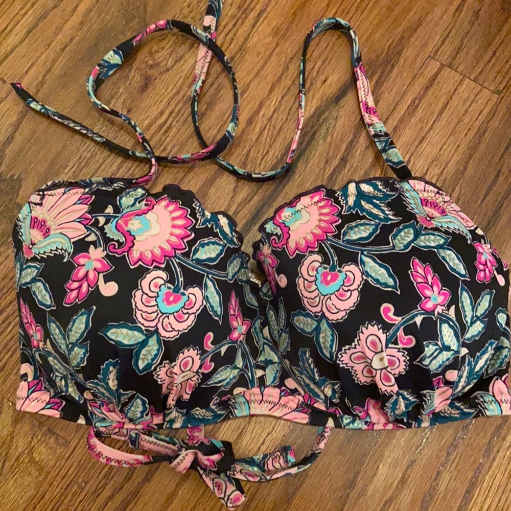 Sand & Shore bikini top
